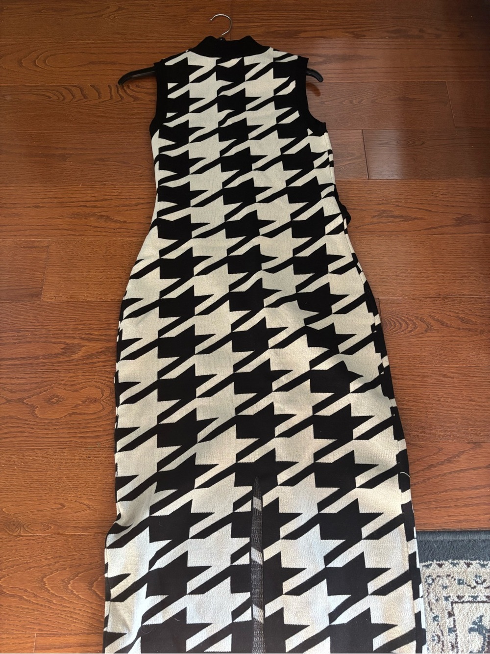 INC International Concepts Black & White Houndstooth Sleeveless Maxi Dress